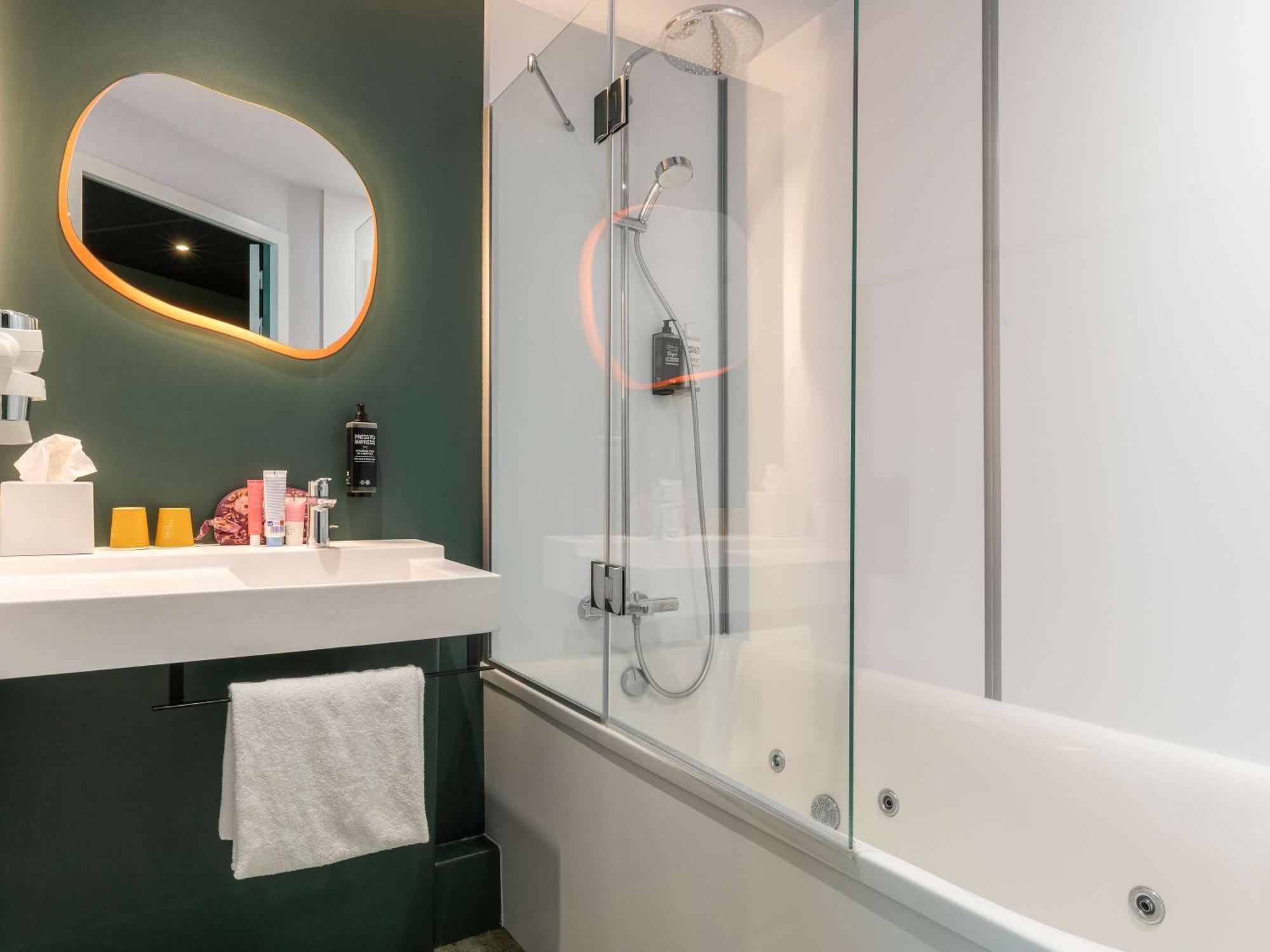 Ibis Styles Bezons Paris La Defense Hotel Екстериор снимка